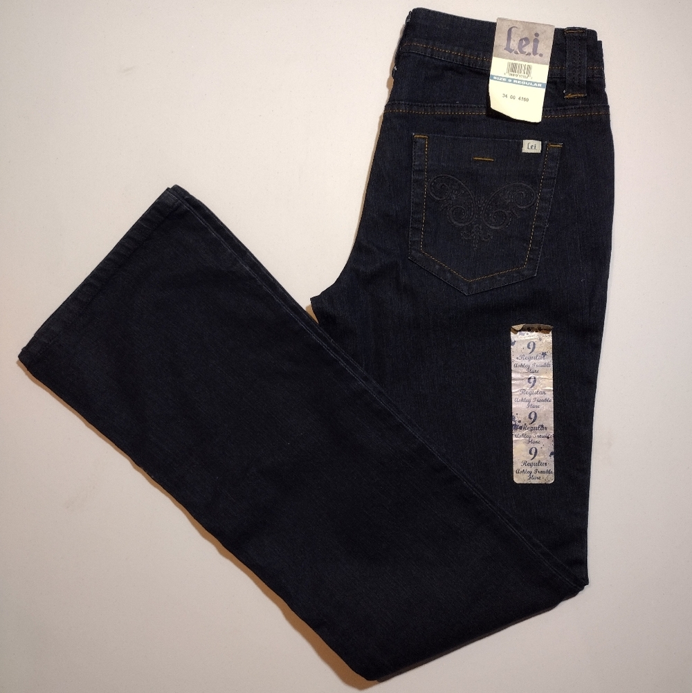 L.E.I Ashley Trouble Flare Juniors 9 Hazel Indigo Denim Jeans NWT Y2k